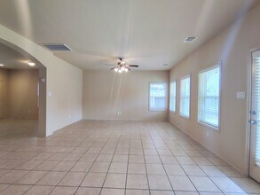 18215 Amalfi Coast Dr in Cypress, TX - Building Photo - Building Photo