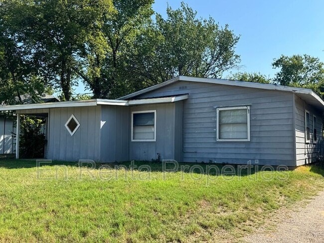 property at 2906 Birch Park Dr