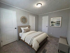 253 Bunting Ln in Madison, WI - Building Photo - Building Photo