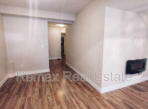 10725-10796 96 St in Edmonton, AB - Building Photo - Building Photo