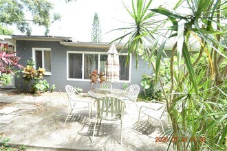 1301 Druid Rd in Clearwater, FL - Building Photo - Building Photo