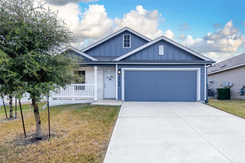 12744 Mirecourt Wy in Schertz, TX - Building Photo