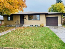 765 E 15th St in Idaho Falls, ID - Building Photo