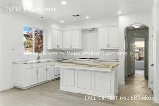 14616 Tralee Dr in Bakersfield, CA - Building Photo - Building Photo