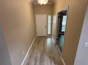 8909 Colberg Dr in Austin, TX - Building Photo - Building Photo