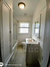 1737 W Tenth Ave in Spokane, WA - Building Photo - Building Photo