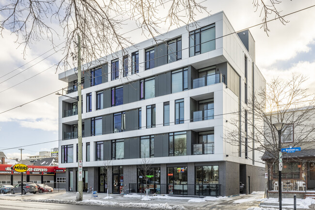 444 Bronson Apartments in Ottawa, ON - Building Photo - Building Photo