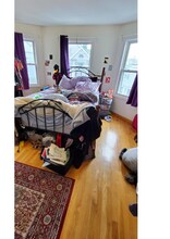 14 Underwood Park, Unit 2 in Waltham, MA - Foto de edificio - Building Photo