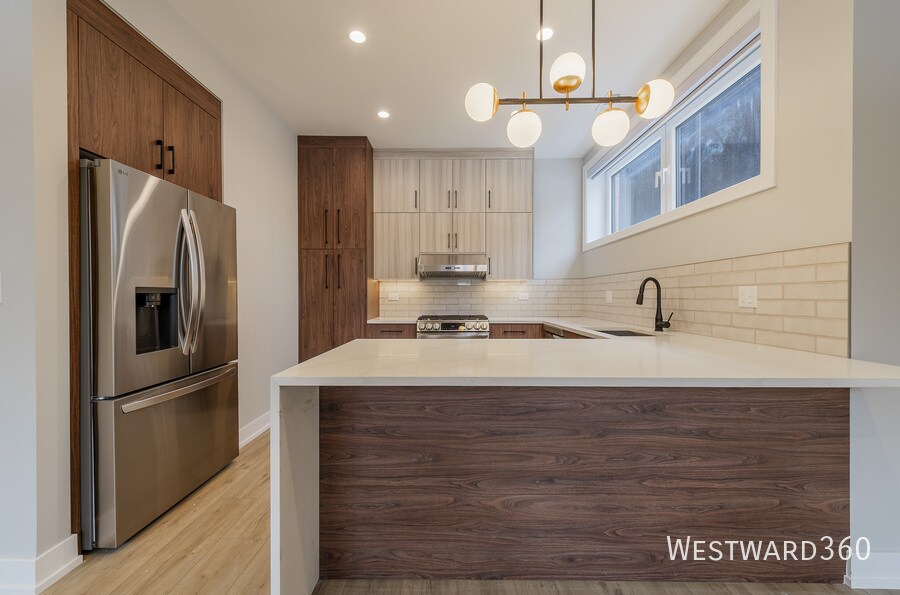 2351 W Flournoy St in Chicago, IL - Building Photo