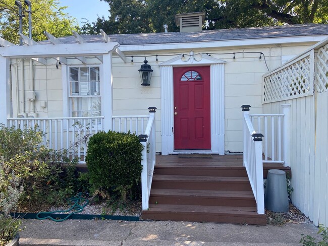 property at 2608 W 8th St