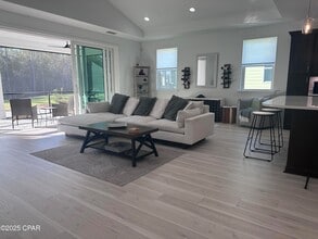 9259 Paradise Dr in Inlet Beach, FL - Foto de edificio - Building Photo