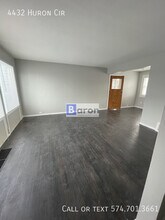 4432 Huron Cir in South Bend, IN - Building Photo - Building Photo