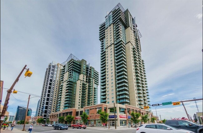 property at 210-615 15 Ave SE