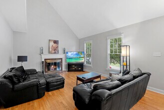 8313 Bellingham Cir in Raleigh, NC - Building Photo - Building Photo