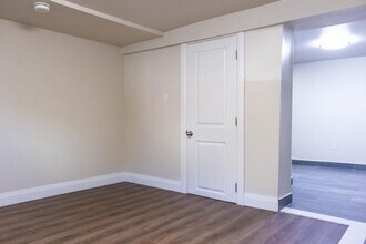 114 Hess St S in Hamilton, ON - Building Photo - Building Photo