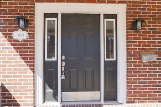 400 Stockton St in Hightstown, NJ - Building Photo - Building Photo