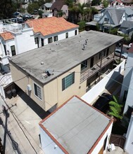 233 Argonne Ave in Long Beach, CA - Building Photo - Building Photo