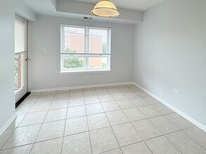 190 N Milwaukee Ave in Wheeling, IL - Building Photo - Building Photo