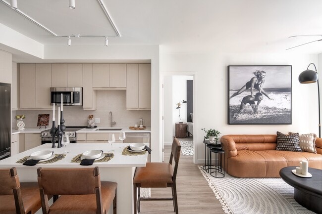 Amara Wynwood in Miami, FL - Building Photo - Building Photo