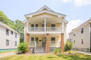 515 E 143rd St in Cleveland, OH - Building Photo