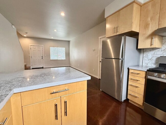 2460 Newburg Ct in Fortuna, CA - Building Photo - Building Photo