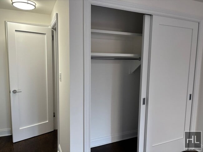 E 16 ST in New York, NY - Building Photo - Building Photo