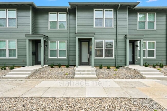 654 NE Mason St in Portland, OR - Building Photo - Building Photo