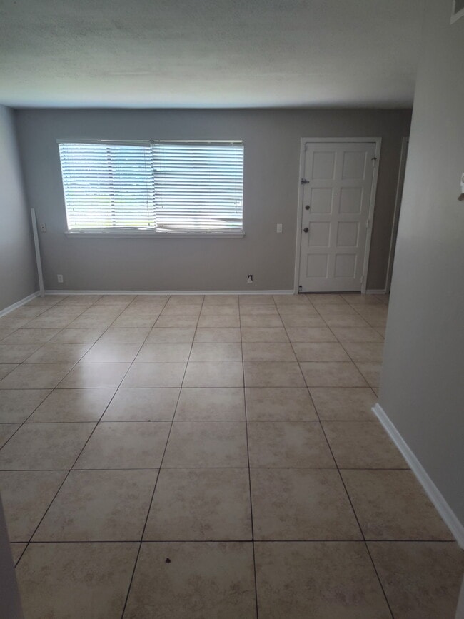 409 Lakebend Pl in Brandon, MS - Building Photo - Building Photo