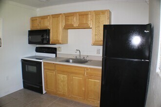 2616 Anastasia Dr in South Daytona, FL - Building Photo - Building Photo