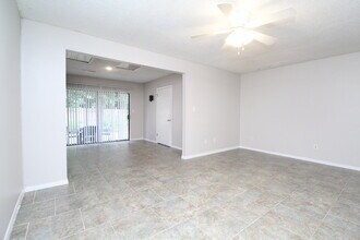 416 Waycross Ave in Pensacola, FL - Building Photo - Building Photo