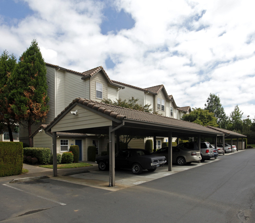 Rivercrest Apartments in Gresham, OR - Foto de edificio