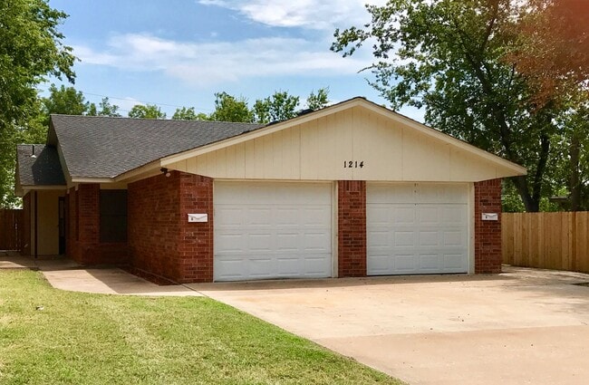 property at 1214 NW Arlington Ave