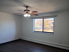 10 Tiffany Rd, Unit 6 in Salem, NH - Building Photo - Building Photo