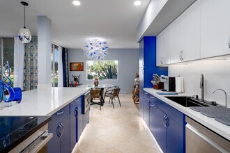 449 Desert Lakes Dr in Palm Springs, CA - Building Photo - Building Photo