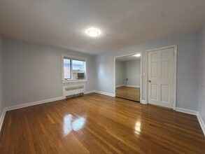 530 Broad Ave, Unit 16 in Englewood, NJ - Building Photo - Building Photo