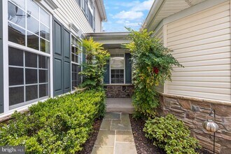 805 Thicket Ct in Odenton, MD - Building Photo - Building Photo