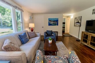 810 Pine Grove Ave in Traverse City, MI - Building Photo - Building Photo