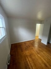2553-2561 S 44th St in Milwaukee, WI - Building Photo - Interior Photo