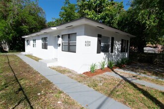 6330 NE 1st Pl in Miami, FL - Building Photo - Building Photo