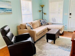 1755 Siesta Dr in Sarasota, FL - Building Photo - Building Photo