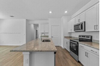 4510 Catalina Wy in Greenacres, FL - Building Photo - Building Photo