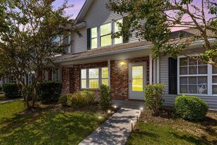 570 Truman Dr in Goose Creek, SC - Building Photo