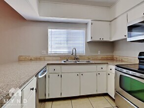 1864 E Kirkland Ln in Tempe, AZ - Building Photo - Building Photo