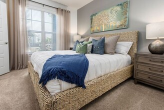 South City Apartments in Summerville, SC - Building Photo - Building Photo