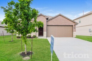 125 Moonrise Dr, Unit 118 in San Marcos, TX - Building Photo