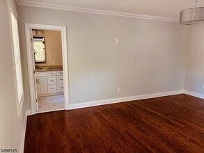 71 Winchester Rd in Livingston, NJ - Building Photo - Building Photo