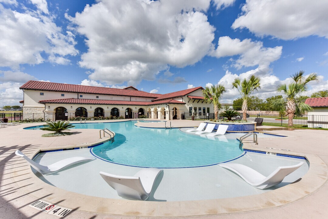 Eastridge in Del Valle, TX - Foto de edificio