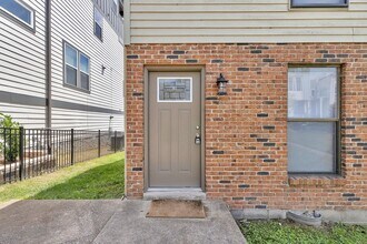 3319A Felicia St in Nashville, TN - Foto de edificio - Building Photo