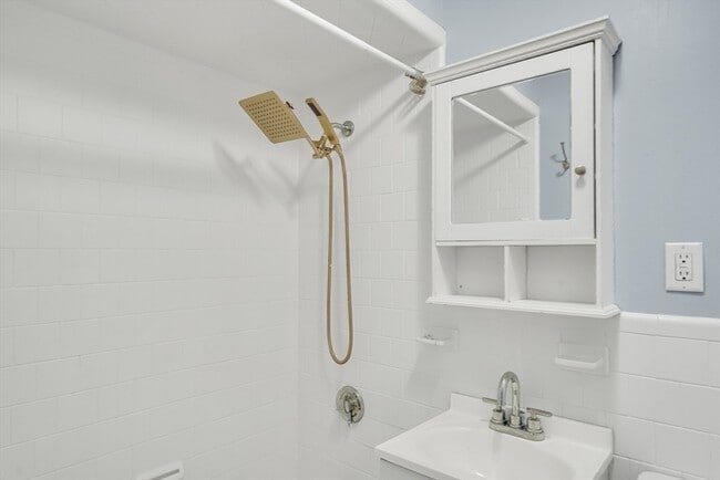 property at 362 Commonwealth Ave