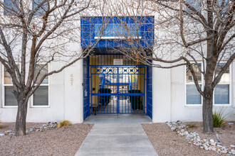 401 High St SE in Albuquerque, NM - Building Photo - Building Photo